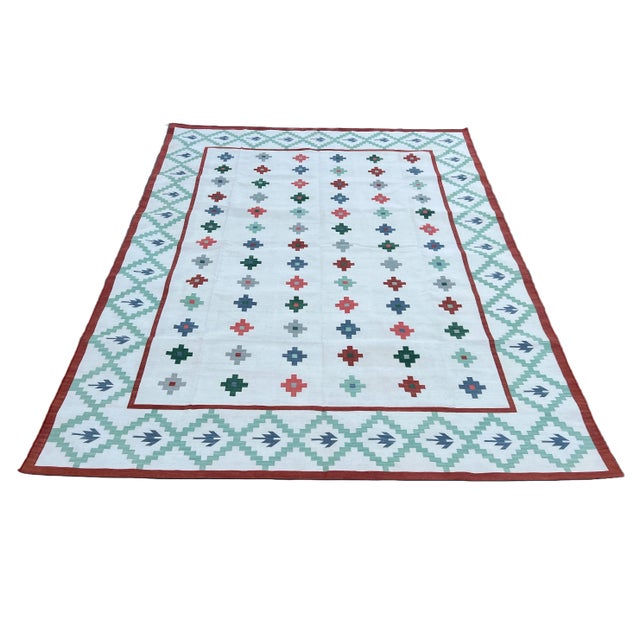 Handmade Cotton Flat Weave Area Rug, Star Patterned White Green & Terracotta Dhurrie - 9'x12' For Sale - Image 9 of 11