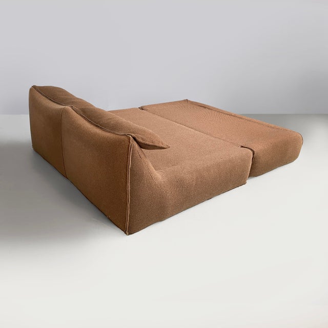 1980s Italian Modern Brown Fabric Le Bambole Bed by Mario Bellini for B&B, 1980s For Sale - Image 5 of 17