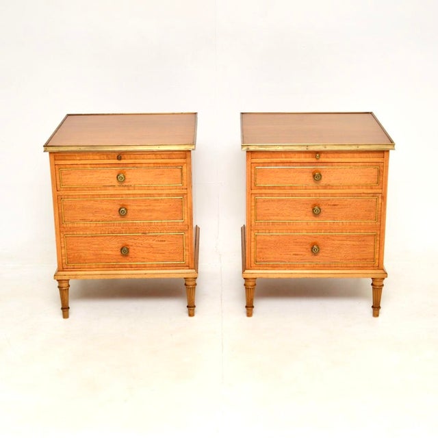 A stunning pair of antique satin wood bedside chests. They were made in France, they date from around the 1900-1920...