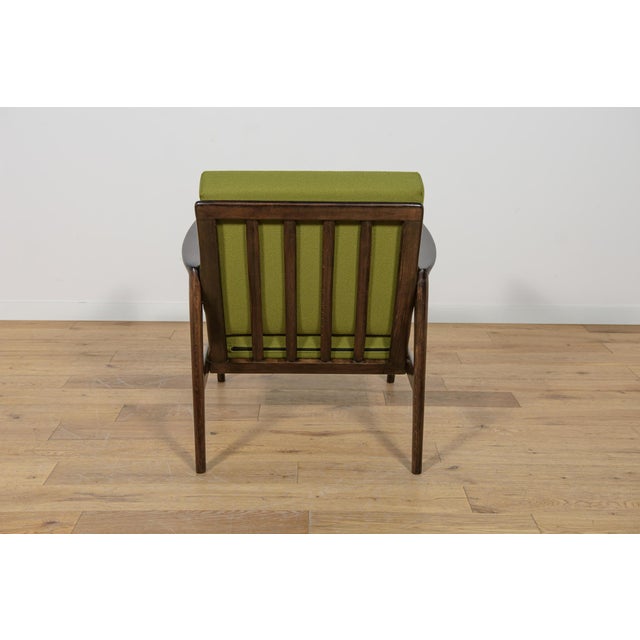 Set of Model 300-139 Armchairs from Swarzędz Furniture Factory, 1960s For Sale - Image 9 of 18