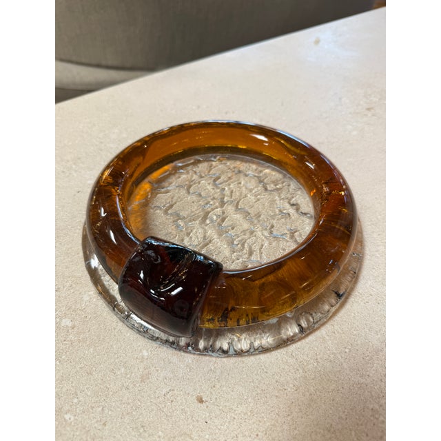 1970s Vintage Amber Glass Ashtray With Sculptural Rim For Sale - Image 5 of 7
