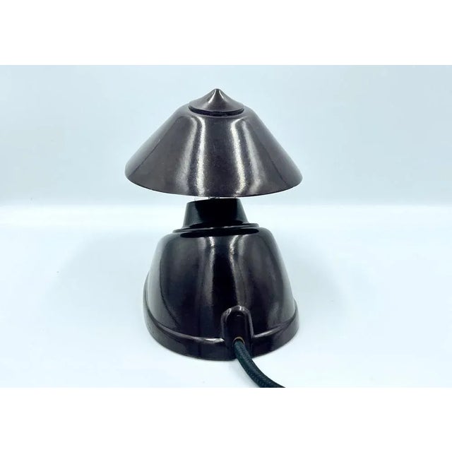 1930s Czech Bauhaus Bakelite Model 11641 Table Lamp from ESC, 1930s For Sale - Image 5 of 8