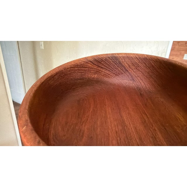 1960s MCM Scandinavian Style Wooden Salad Bowl Set**Cracks Noted/Decor Use Recommended** For Sale - Image 10 of 18