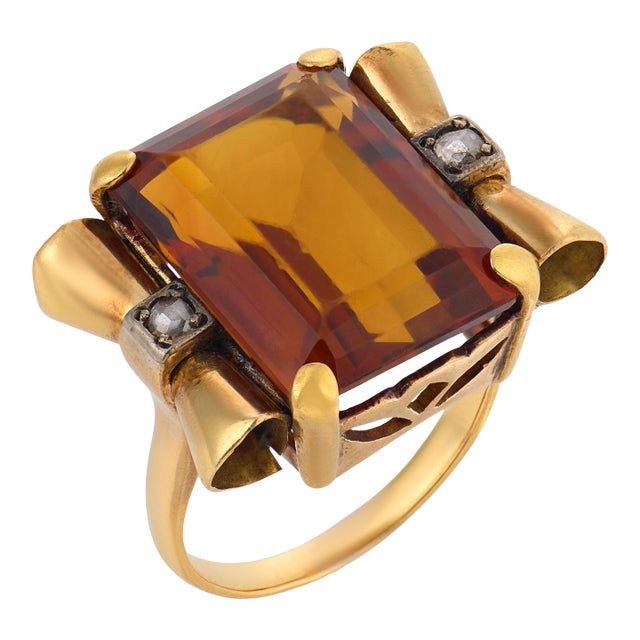 Mid 20th Century Retro 13.80 Carat Citrine Diamond 18k Yellow Gold Cocktail Ring, Size 8 For Sale