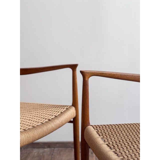 Mid-Century Modern Armchairs in Oak by Niels O. Møller for JL Mollers Møbelfabrik, 1950, Set of 2 For Sale - Image 6 of 17