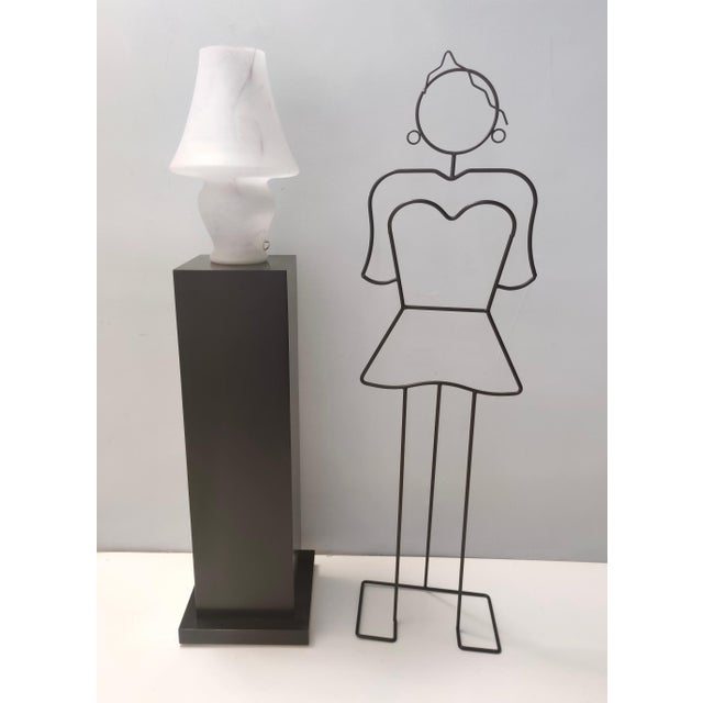 Postmodern Vintage Italian White Murano Glass Table Lamp with Pink Marble Effect, 1970s For Sale - Image 3 of 16
