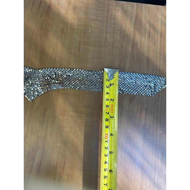 Fabulous 1970s silver metal mesh disco-style collar necklace. Excellent condition.