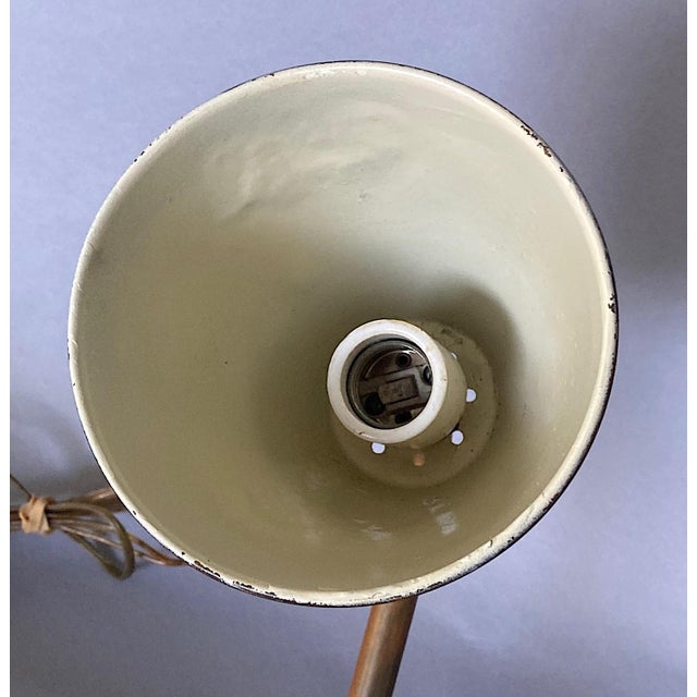 1920s German Art Deco Task Wall Lamp, Solid Brass, Beautifully Engineered For Sale - Image 4 of 8