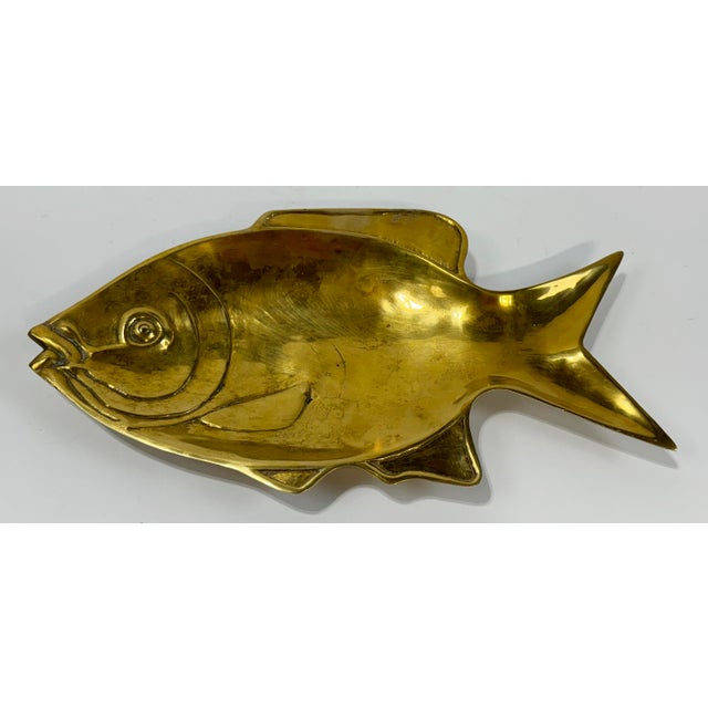 Large vintage fish motif brass catchall dish with nice detail. Great patina! Perfect for anything from keys to bathroom...