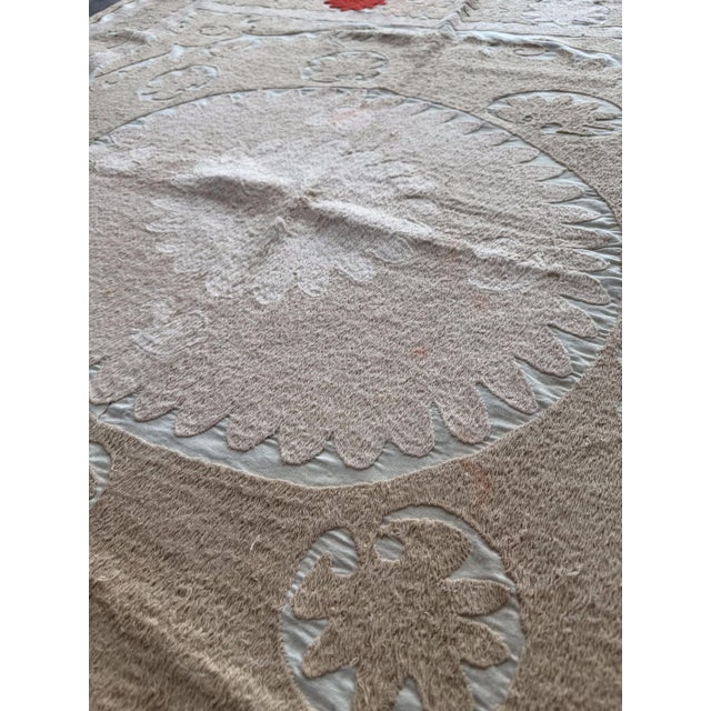 Suzani Embroidered Wall Hanging — 1960s Embroidery — 4'8'' X 4'9'' For Sale - Image 4 of 10