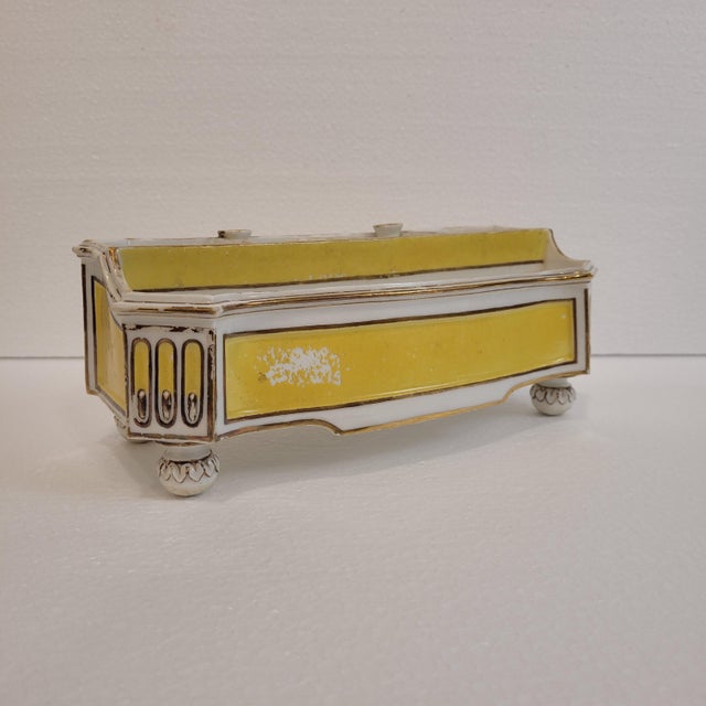Gold Yellow and Gold Writing Set in Porcelain, 1800s For Sale - Image 8 of 18