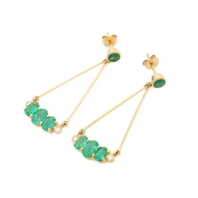 Contemporary Emerald Diamond Articulated Drop Earrings in 18k Yellow Gold- 2 Pieces For Sale - Image 3 of 10