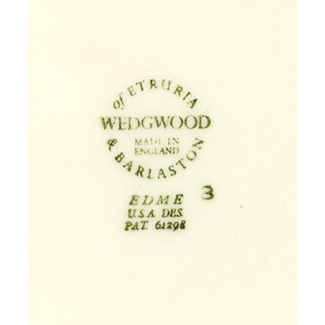 1970s Set of 6 Vintage Wedgewood Windsor Dinner Plates For Sale - Image 5 of 5