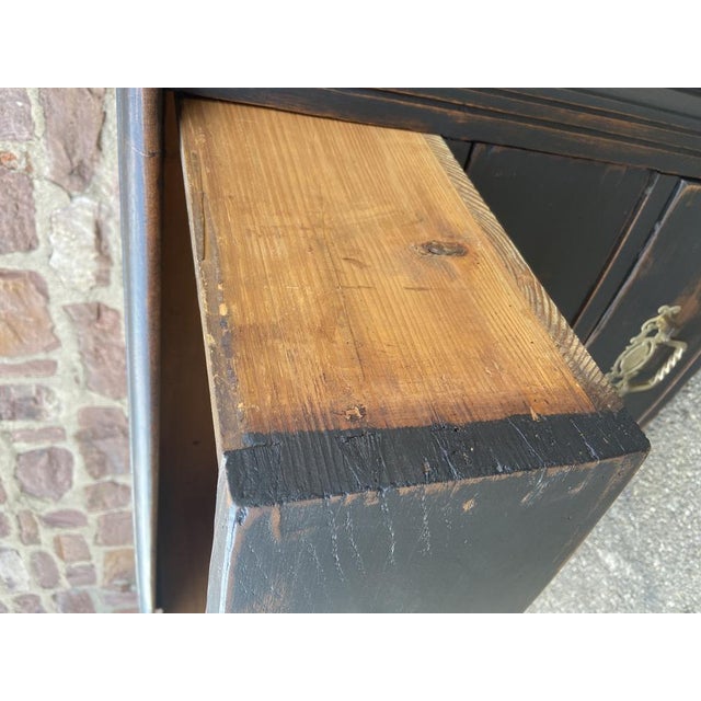 Antique Chest of Drawers in Oak For Sale - Image 9 of 18