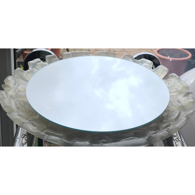 Mid-Century Modern Illuminated Mirror in Frosted Glass Look Acrylic Frame, 1970s For Sale - Image 3 of 4