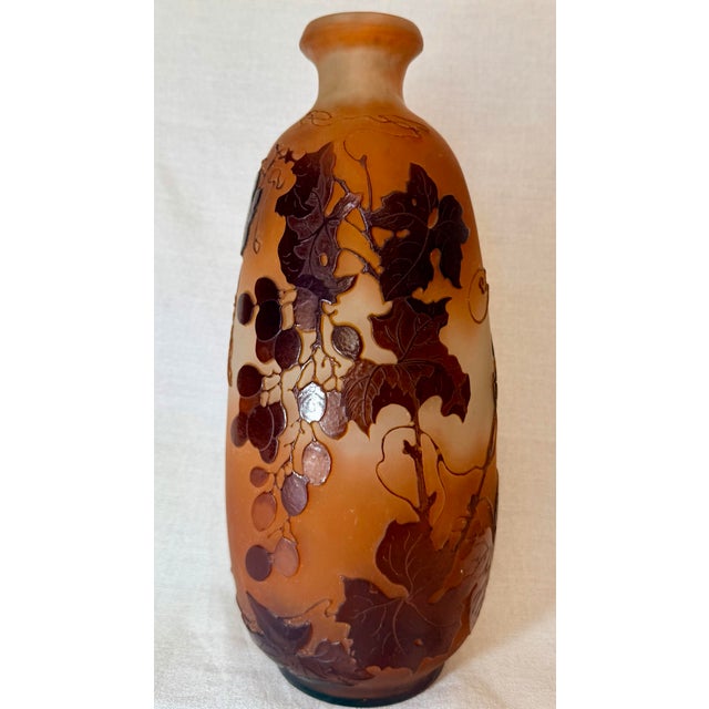 Emile Galle Gallé Signed Large Vase ‘Grape Cluster’ Art Nouveau 1900 For Sale - Image 4 of 12