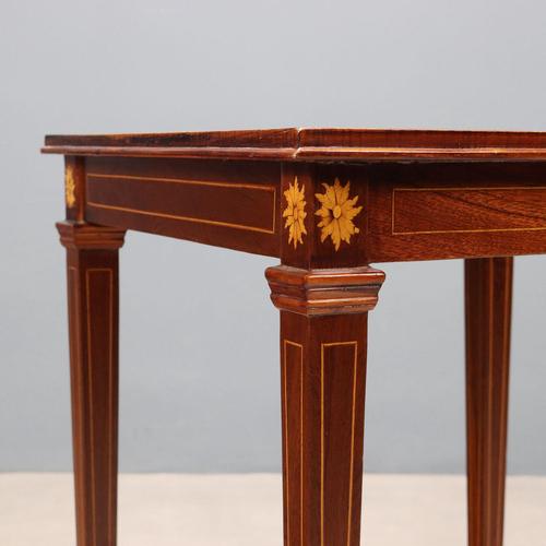 Small Antique Directoire Style Table in Violet Wood, 20th Century For Sale - Image 4 of 10