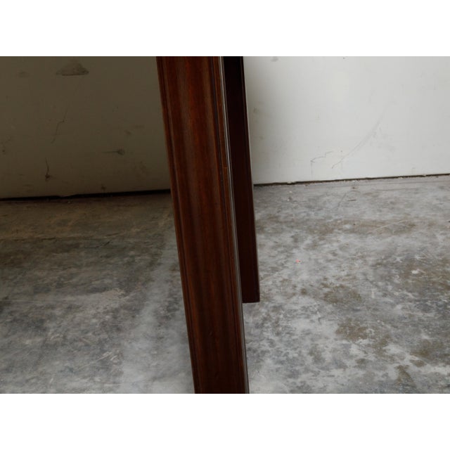 English 19th Century English Walnut Drop-Leaf Table with Oval Top and Straight Legs For Sale - Image 3 of 12