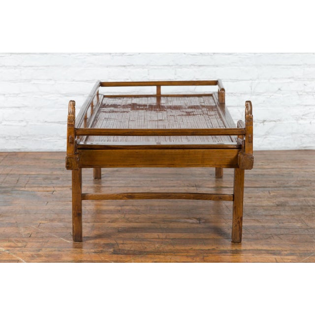 Wood 19th Century Chinese Qing Dynasty Elm & Bamboo Seat Daybed with Guardian Lions For Sale - Image 7 of 13