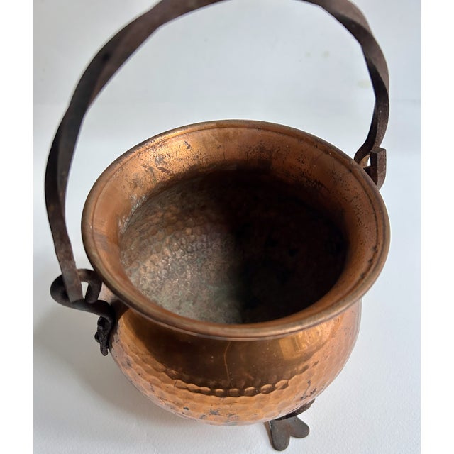 Iron Footed & Handled Hand Hammered Copper Pot, C. 1970's For Sale - Image 11 of 17