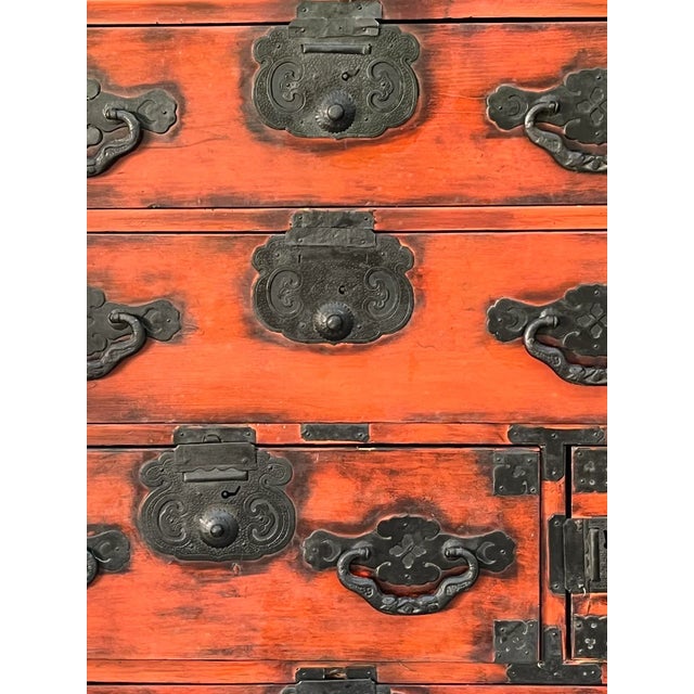 Antique Japanese Meiji Period Tansu Chest of Drawers Iron Hardware Elm Wood For Sale - Image 9 of 12