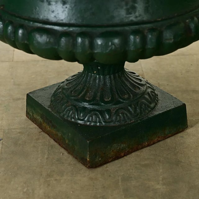 French 19th Century Neoclassical Cast Iron Garden Urn For Sale In Baton Rouge - Image 6 of 8
