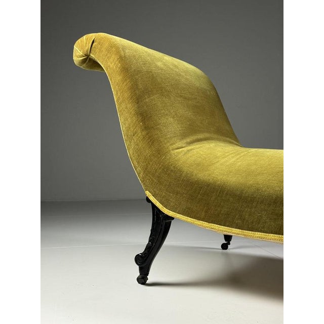 Napoleon III Slipper Chaise Loungue For Sale - Image 6 of 18