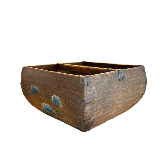 Late 19th Century Antique 19th Century Large Chinese Primitive Hand-Hewn Wooden Rice Measure / Grain Basket / Bucket With Iron Strapping and Hand Painted Blue Florals For Sale - Image 5 of 8