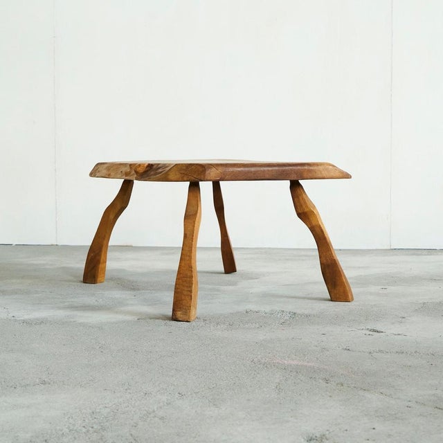 1940s Mid-Century Live Edge Coffee or Side Table in Walnut, 1950s For Sale - Image 5 of 11