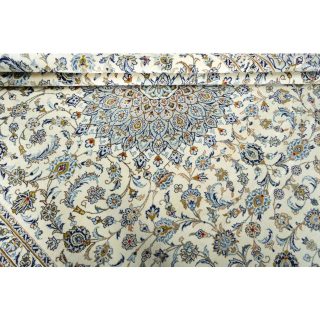 Middle Eastern Hand-Knotted Kashan Rug in Wool, 1990s For Sale - Image 10 of 13