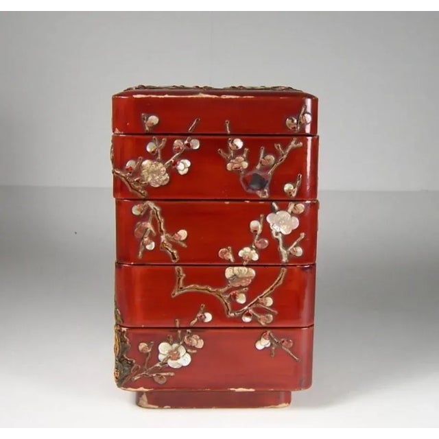 19c Edo Japanese Red Lacquer Bento or Stacking Box For Sale - Image 4 of 13
