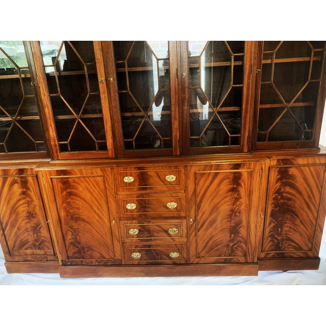 English Mahogany Cabinet with Drawers, 1960s For Sale - Image 18 of 18