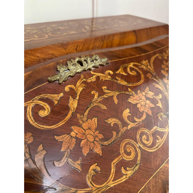 French Late 19th Century French Louis XV Style Marquetry Writing Desk With Ormolu Mounts For Sale - Image 3 of 6