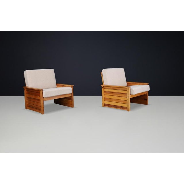 Cream French Lounge Chairs in Pine with New Cream Bouclé Upholstery, 1960s, Set of 2 For Sale - Image 8 of 10