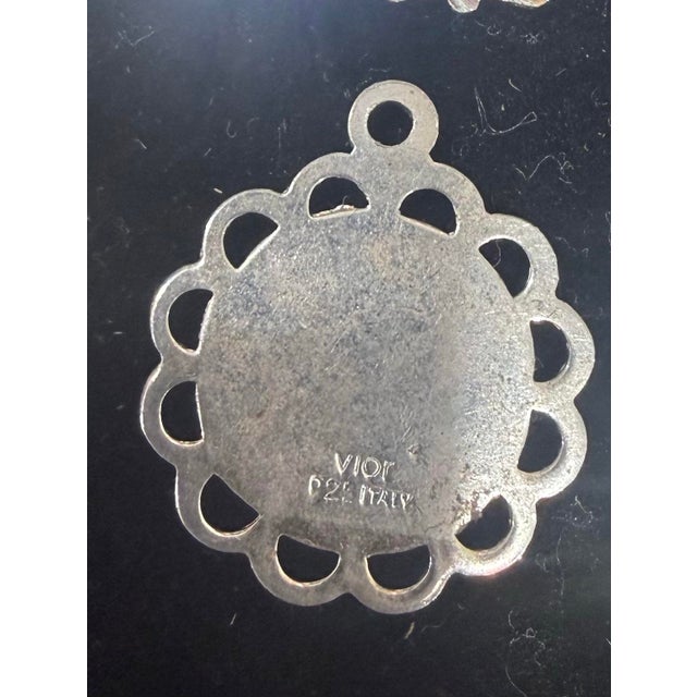 Sterling Silver 925 Virgin Mary Pendant Small Made In Italy Made in Italy marked 925 Sterling This sterling silver pendant...
