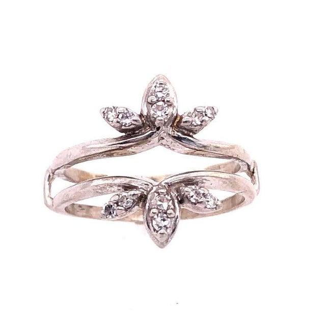 Antique White 14 Karat White Gold Interlocking Engagement Ring Guard For Sale - Image 8 of 9