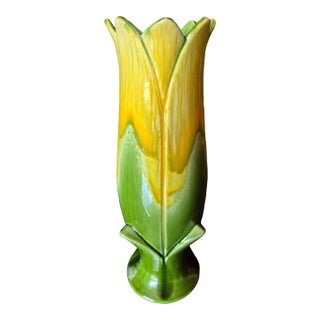 20thC. Mid-Century Modern Royal Haeger Glossy Yellow and Green Stylized Lily Tulip Art Pottery Vase - 15" (Jg) For Sale