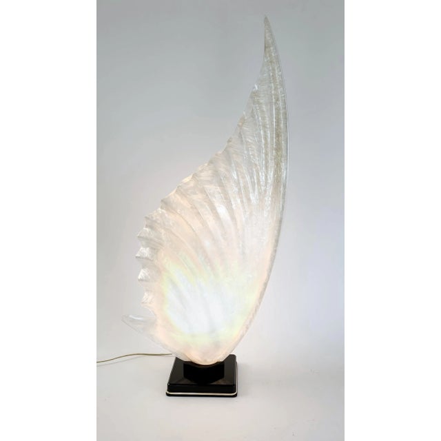 Mid-Century Modern Vintage Sea Shell Shaped Rougier Acrylic Table Lamp For Sale - Image 3 of 11