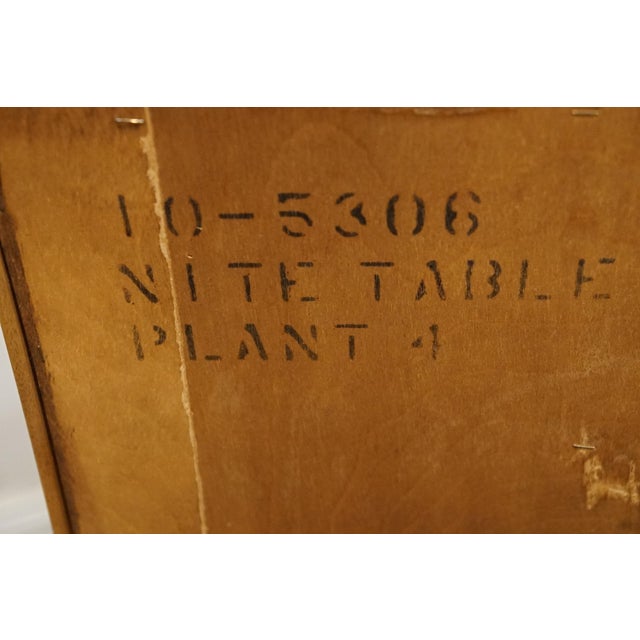 Ethan Allen Heirloom Nutmeg Maple Colonial Early American 22" Open Cabinet Nightstand 10-5306 For Sale - Image 13 of 13