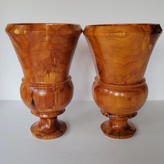 2010s Early 21st C Cedar Vases by Darrell Rhudy - A Pair For Sale - Image 5 of 9