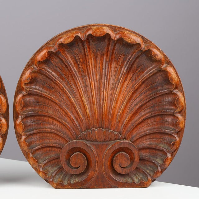 Pair of Early 20th Century Danish Carved Oak Scallop Shell Ornaments For Sale In Nashville - Image 6 of 8