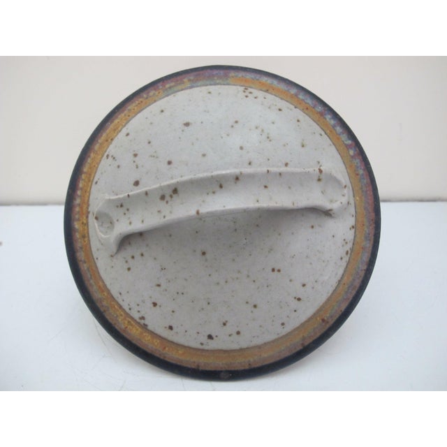 Signed Ralph Lodewick Stoneware PNW Studio Pottery Crock Jar Pot With Lid For Sale - Image 10 of 11