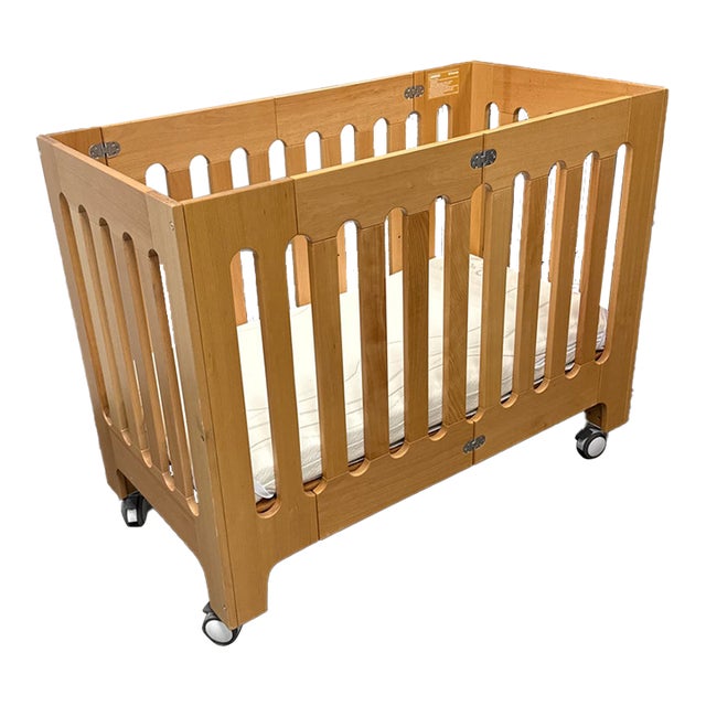Bloom Alma Papa Convertible Folding Crib For Sale