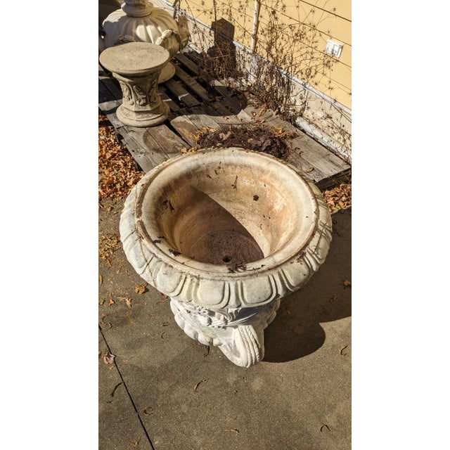 Monumental Vintage Italian Neoclassical Marble Garden Planter Jardinière For Sale - Image 12 of 12