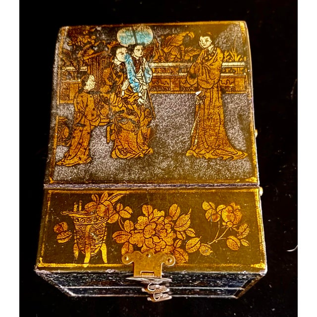 Vintage Chinese Jewelry and Keepsake Box For Sale - Image 6 of 12