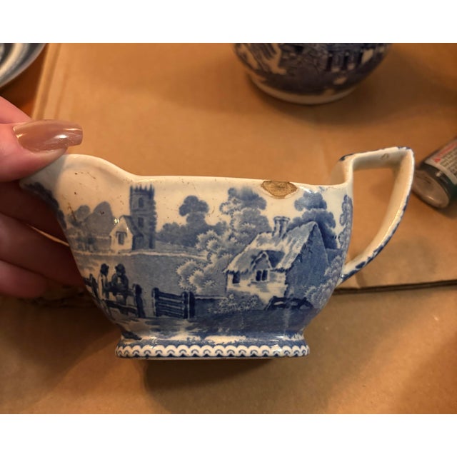 18th Century Bow Porcelain Factory Blue & White Sauceboat For Sale In Los Angeles - Image 6 of 7