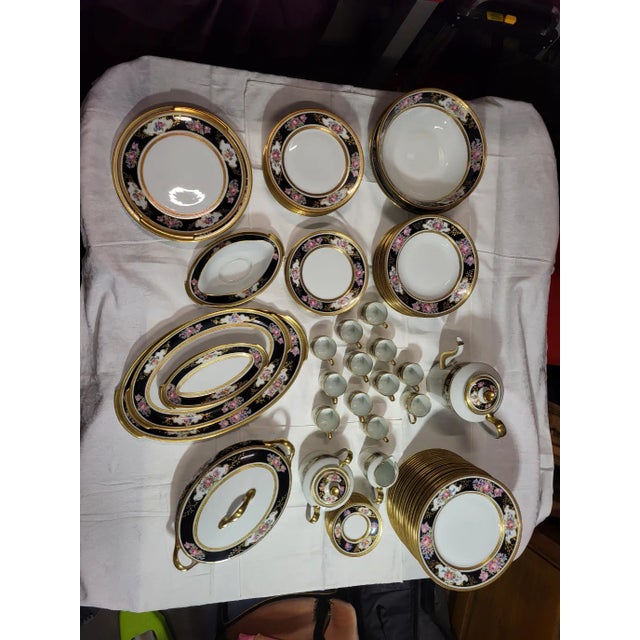 1980s Gold-Plated Service from L' Ancienne Manufacture Royale de Limoges, France, 1980s, Set of 75 For Sale - Image 5 of 18