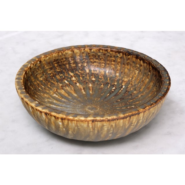 Beige Rubus Stoneware Bowl by Gunnar Nylund for Rörstrand, Sweden, 1965 For Sale - Image 8 of 10