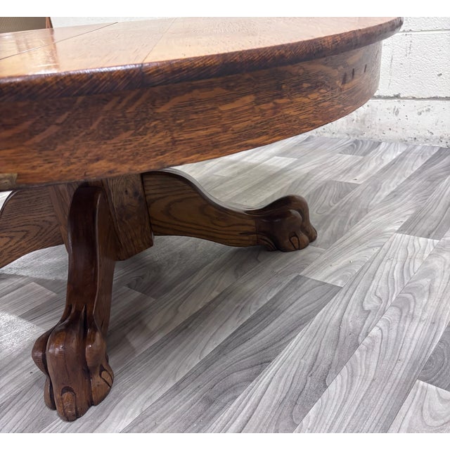 Antique Victorian 44” Round Quarter Sawn Tiger Oak Coffee Table Cocktail Table For Sale - Image 10 of 14