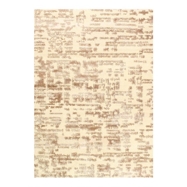 Pasargad DC Modern Collection. Hand-knotted rug made of Lambs wool & bamboo silk. Very soft and comfortable rug. D14976
